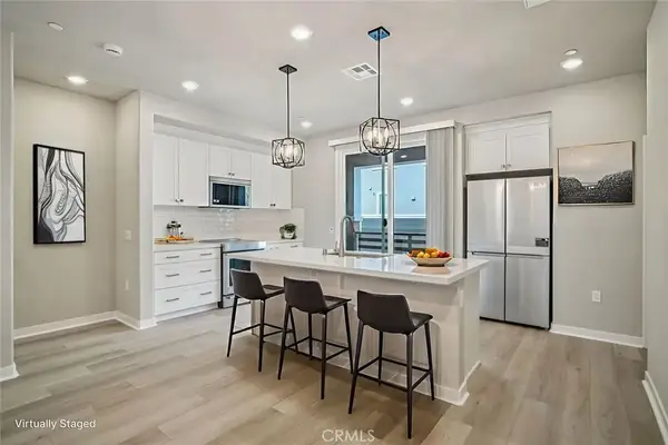 1482 Skyline Lane, San Pedro, CA 90732