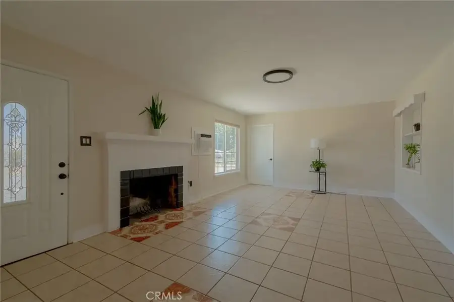 487 Jackson, Colton, CA 92324 - #2