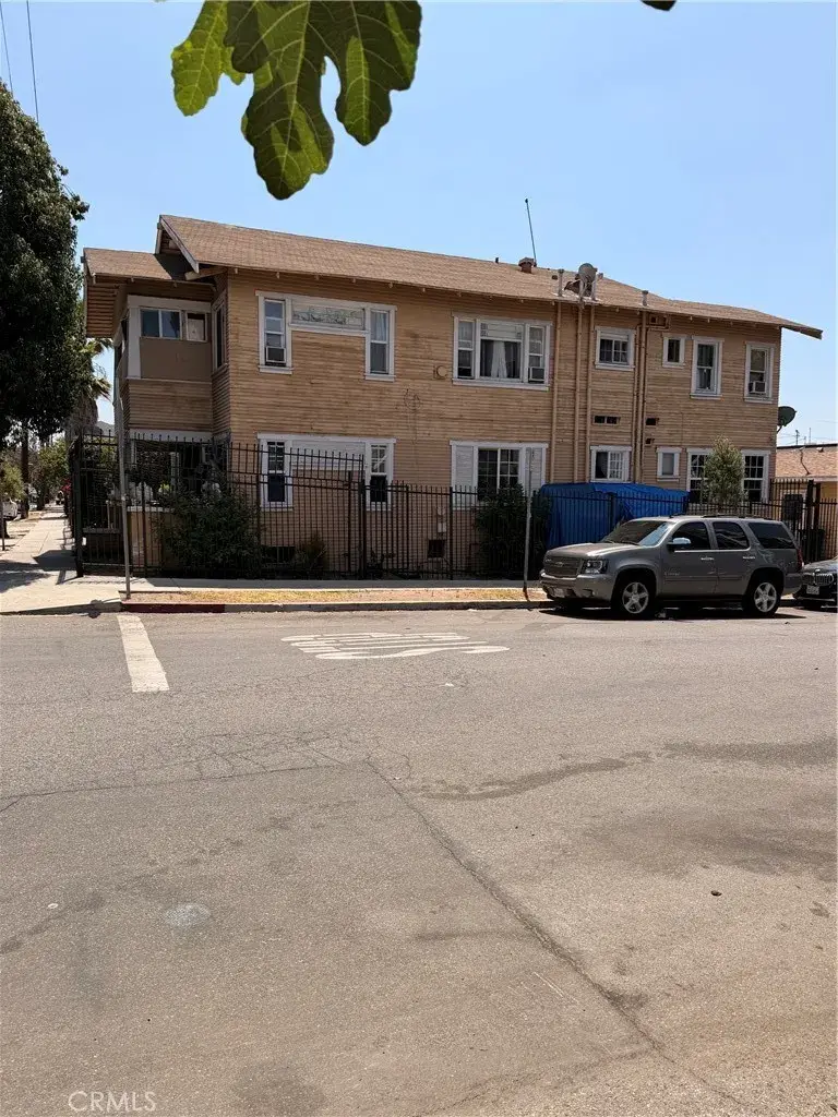 3106 San Marino, Los Angeles, CA 90006 - #1