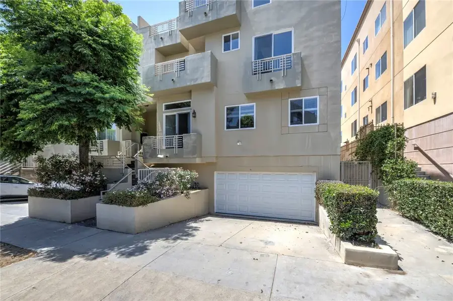 2125 S Bentley Ave #101, Los Angeles, CA 90025 - #2