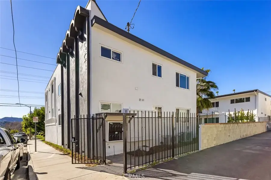 1063 Justin Avenue, Glendale, CA 91201 - #3