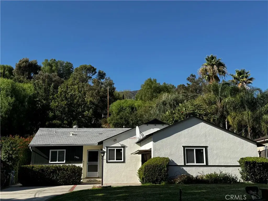 7901 Ellenbogen, Sunland, CA 91040 - #1