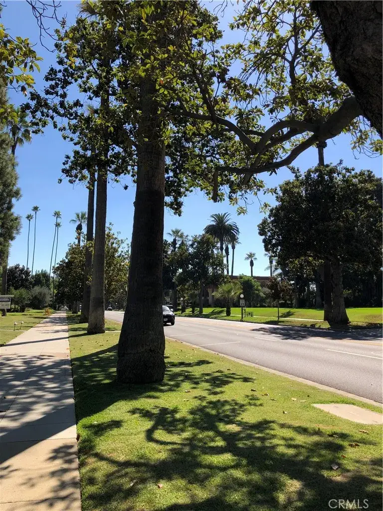380 S Orange Grove Bl #8, Pasadena, CA 91105 - #3