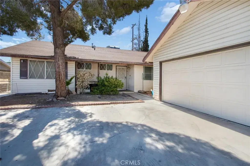 1628 Paloma, Barstow, CA 92311 - #1