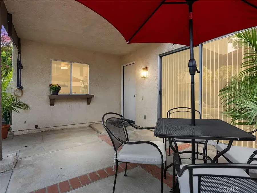 10341 Canoga Avenue #3, Chatsworth, CA 91311 - Image #2