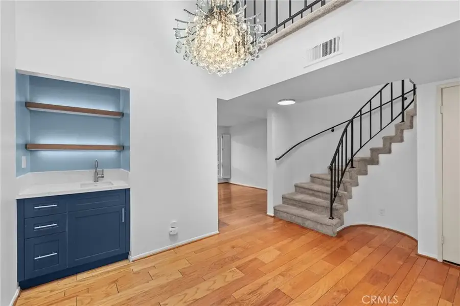 230 Bethany Rd. #117, Burbank, CA 91504 - Image #2