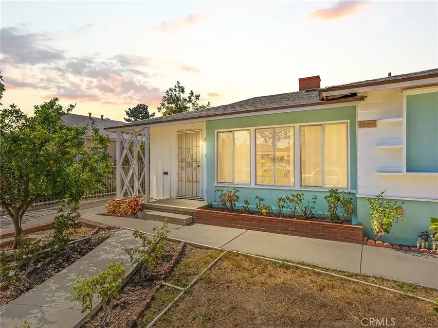 6633 Riverton Avenue, North Hollywood, CA 91606 - Image #3