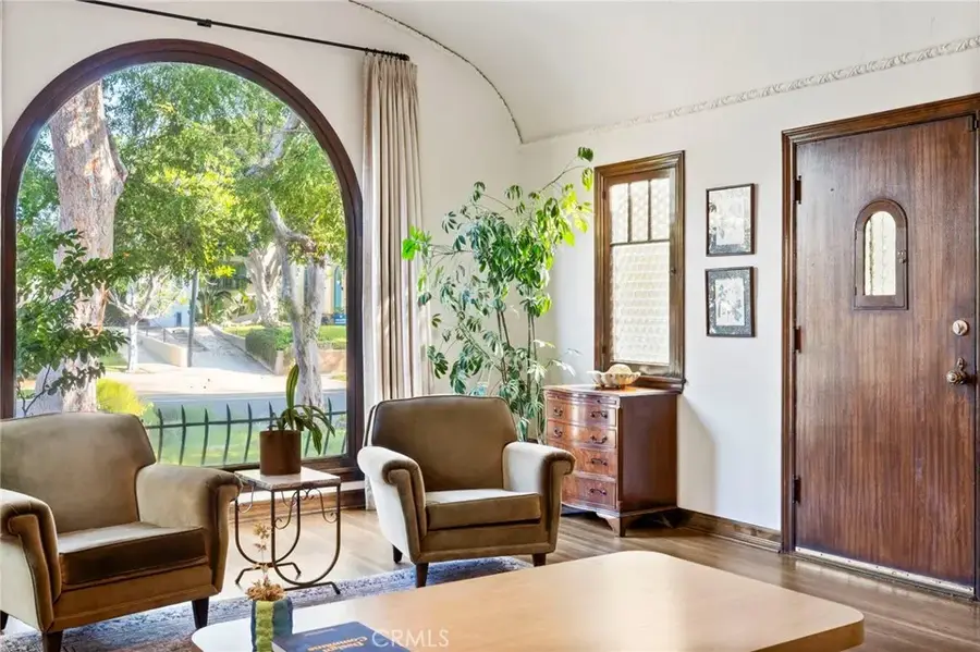 1159 S Sierra Bonita, Los Angeles, CA 90019 - Image #2