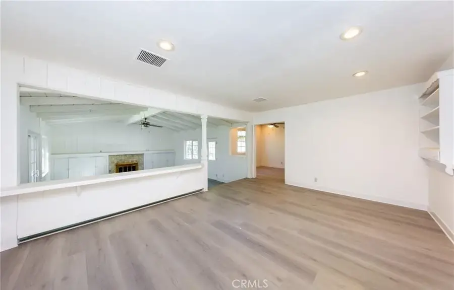 10831 Orion Avenue, Mission Hills, CA 91345 - Image #2