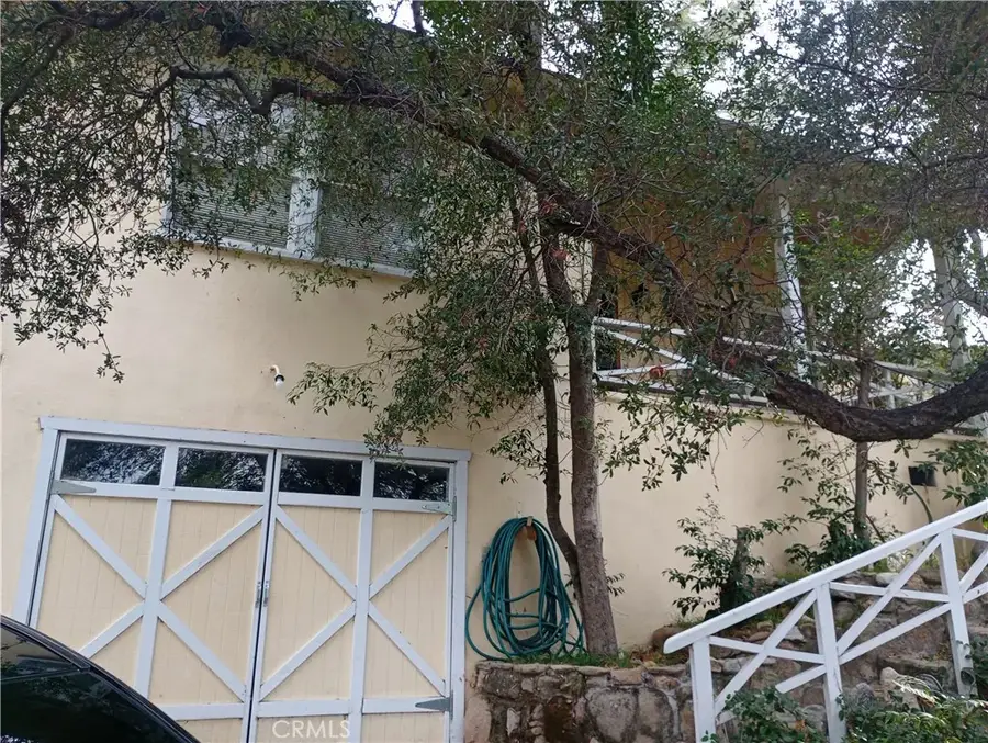 7916 Glenties Lane, Sunland, CA 91040 - Image #3