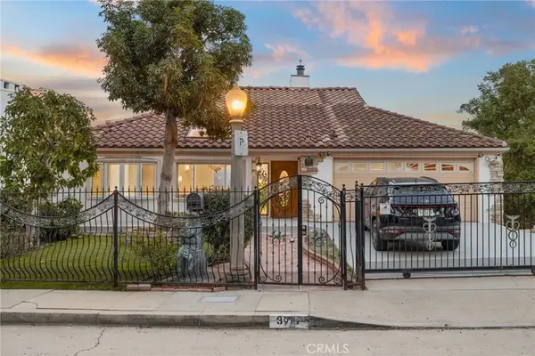 3916 Carnavon, Los Angeles, CA 90027