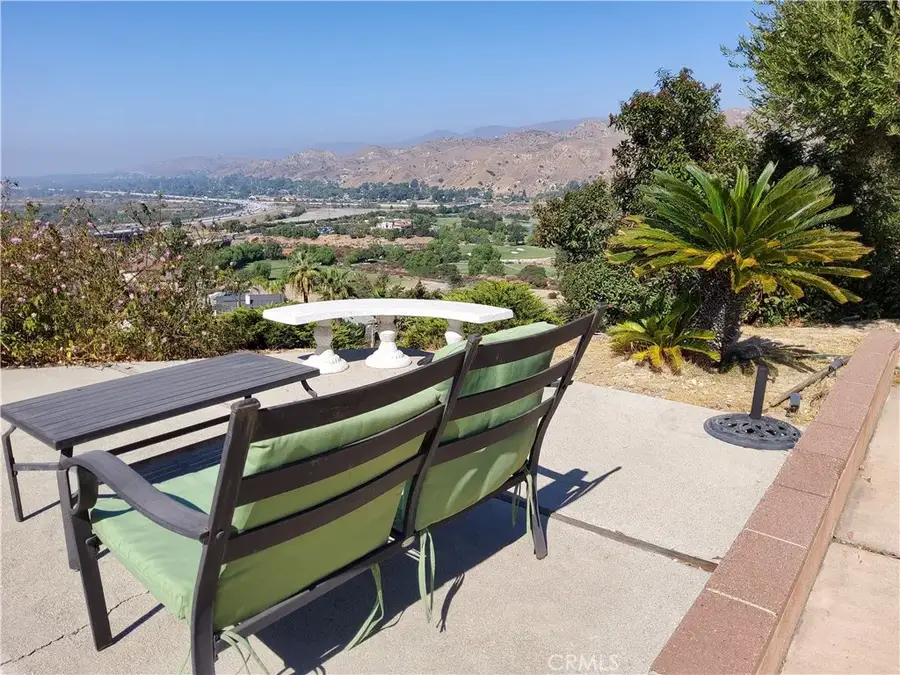 9050 Mulberry Drive, Sunland, CA 91040 - Image #3