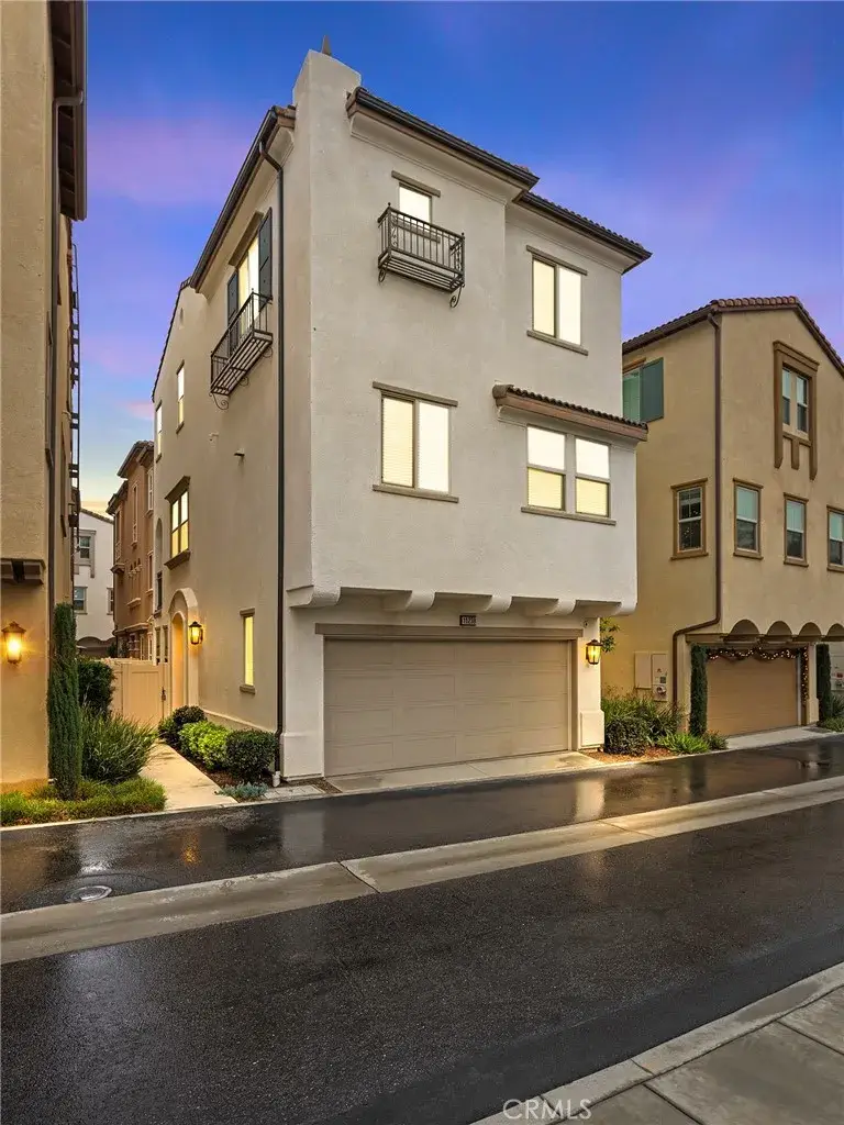 11238 N Mission Heights Drive, Mission Hills, CA 91345 - Image #1