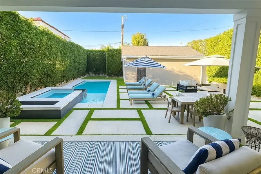 2311 W Clark Avenue, Burbank, CA 91506 - Image #2