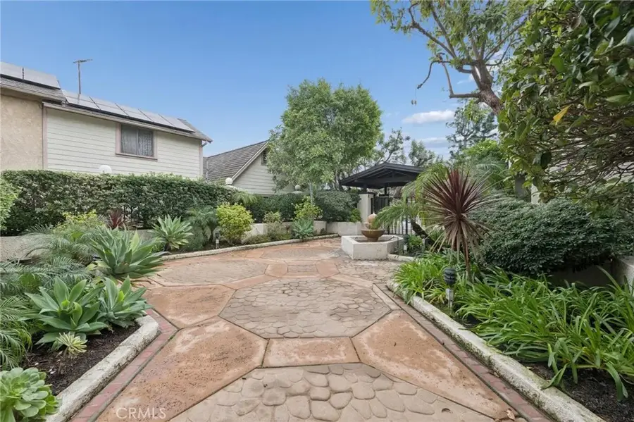 437 E Palm #308, Burbank, CA 91501 - Image #2