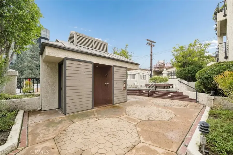 437 E Palm #308, Burbank, CA 91501 - Image #3