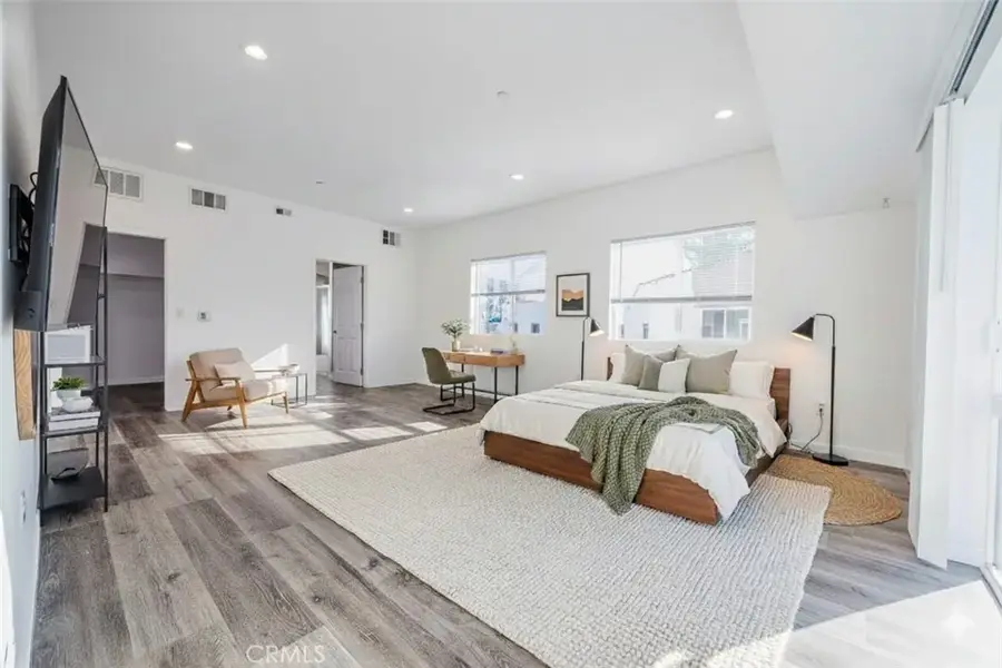 1119 N Berendo, Los Angeles, CA 90029 - #3