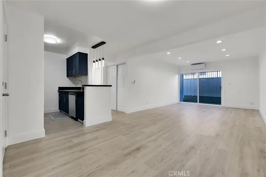 18620 Hatteras, Tarzana, CA 91356 - Image #3