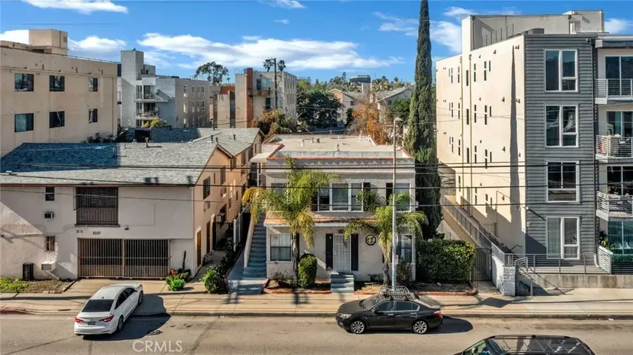 5241 Cahuenga Boulevard, North Hollywood, CA 91601 - #3