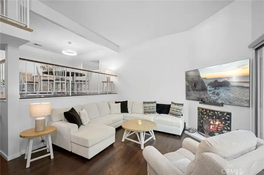 21145 Lassen #3, Chatsworth, CA 91311 - #2