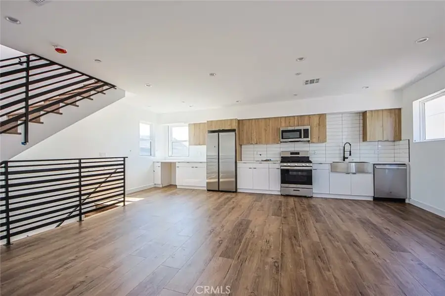 6421 Troost, North Hollywood, CA 91606 - #3