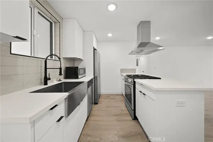 171 S Hoover, Los Angeles, CA 90004 - #3