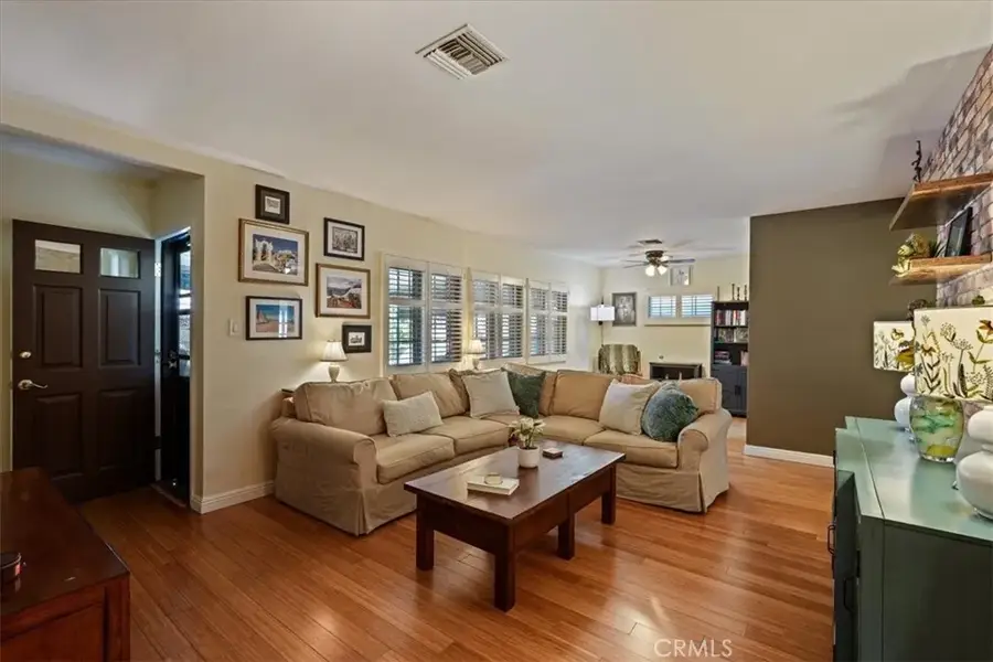 10857 Crockett Street, Sun Valley, CA 91352 - #2