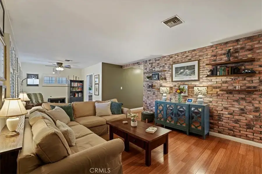 10857 Crockett Street, Sun Valley, CA 91352 - #3