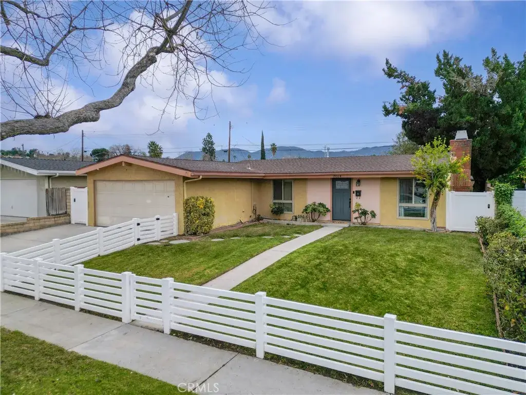 19324 Fairweather, Canyon Country, CA 91351 - #1