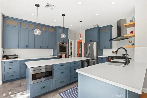 22312 Delia Court, Calabasas, CA 91302