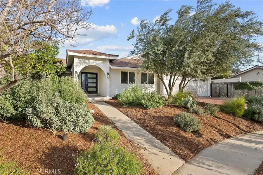 10000 Amestoy Avenue, Northridge, CA 91325 - #2