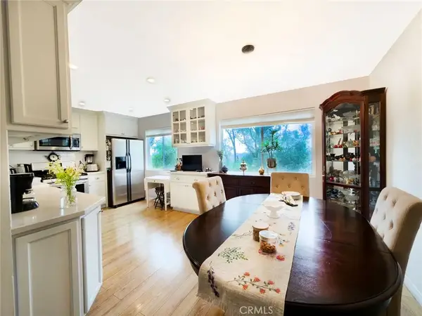 9788 Via Zibello, Burbank, CA 91504