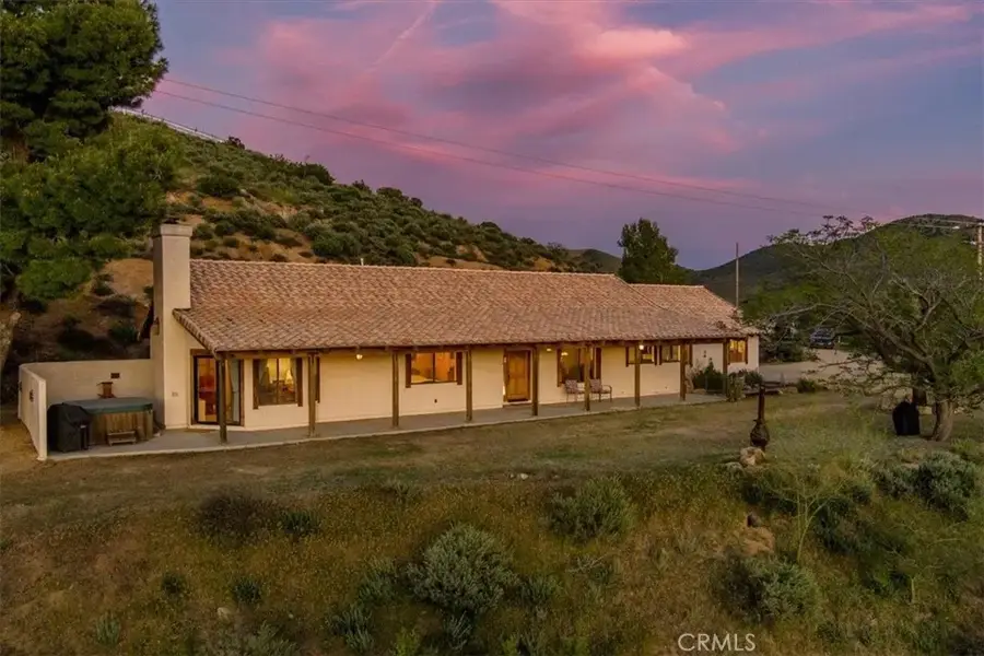 9060 Yucca Hills Road, Agua Dulce, CA 91390 - #2