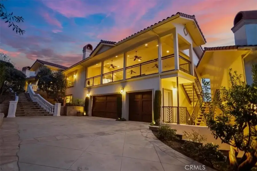 12 Skyline Drive, Burbank, CA 91501 - #2