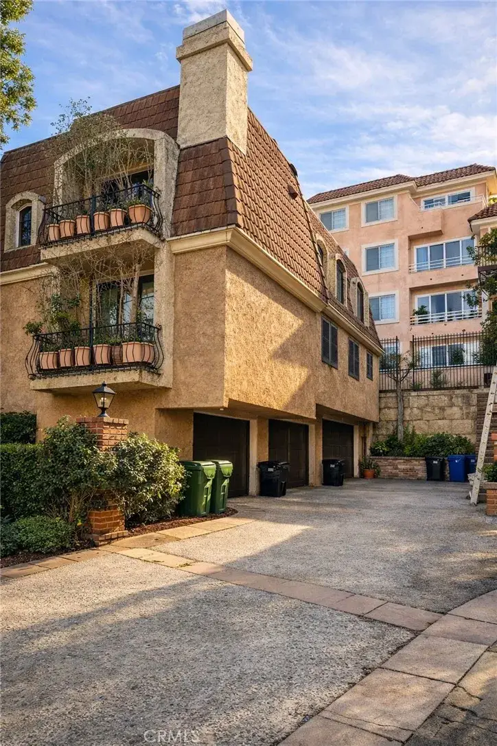 4370 W 8th, Los Angeles, CA 90005 - #2