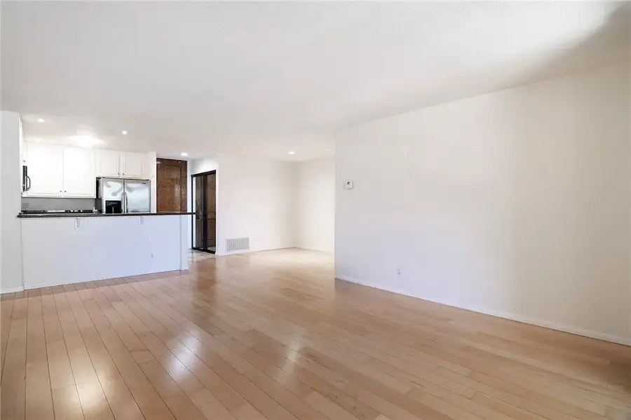 121 S Hope Street #333, Los Angeles, CA 90012 - #2