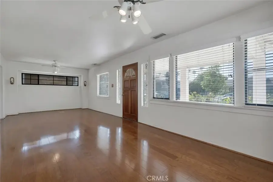 357 Vine Street, Glendale, CA 91204 - #3