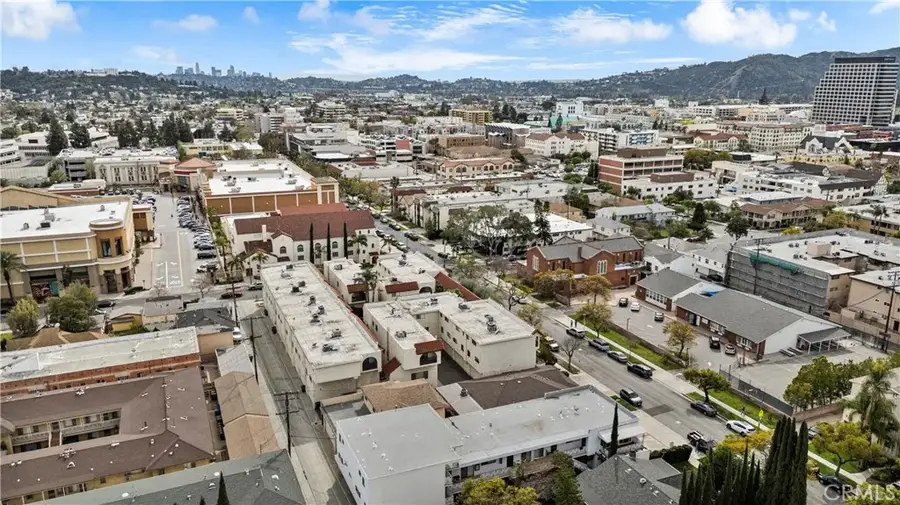 322 N Isabel, Glendale, CA 91206 - #3