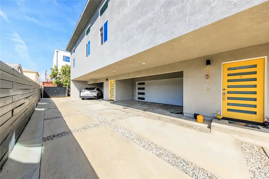 5743 Case, North Hollywood, CA 91601 - #2