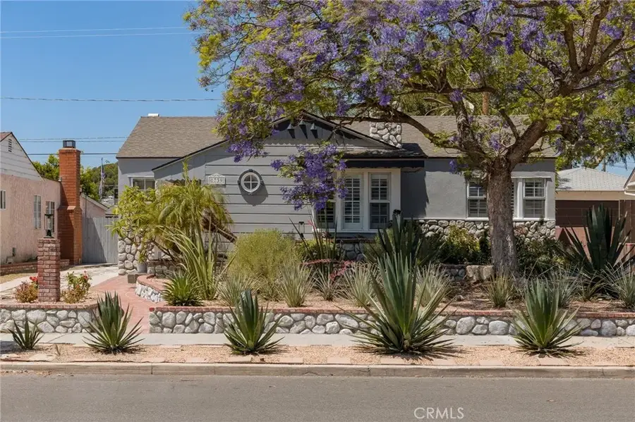 1739 N Niagara, Burbank, CA 91505 - #2