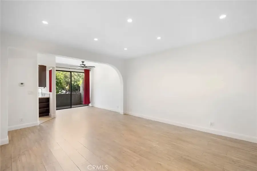 7211 Cozycroft #16, Winnetka, CA 91306 - #3