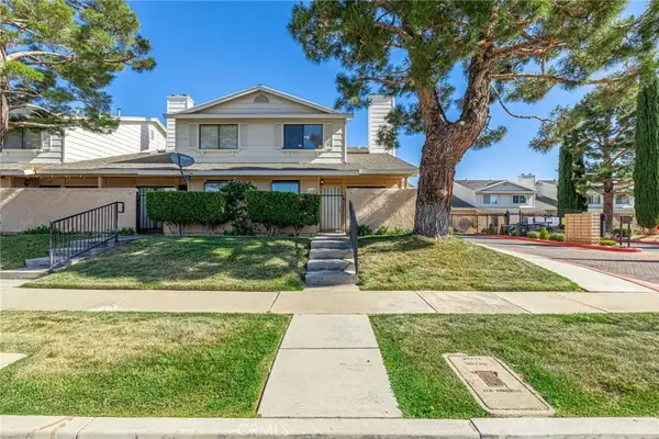 1105 Beechdale #A, Palmdale, CA 93551