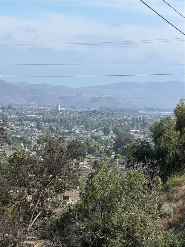 250 W Highland, Camarillo, CA 93010
