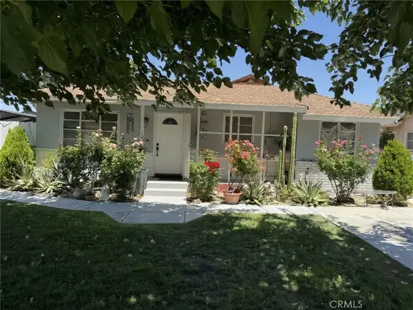 1235 W Ivesbrook, Lancaster, CA 93534