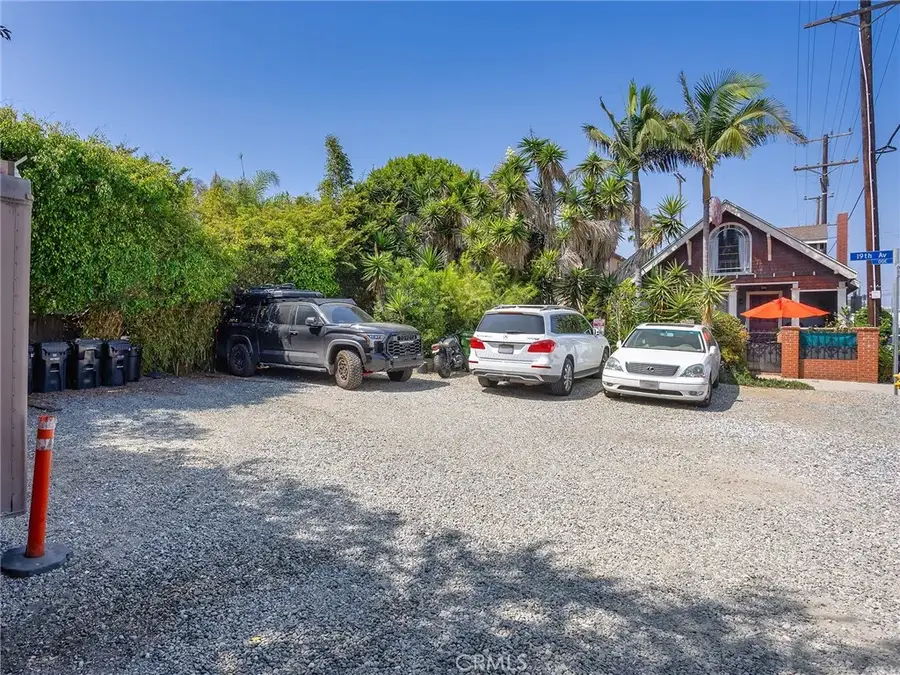 42 19th, Venice, CA 90291 - #2