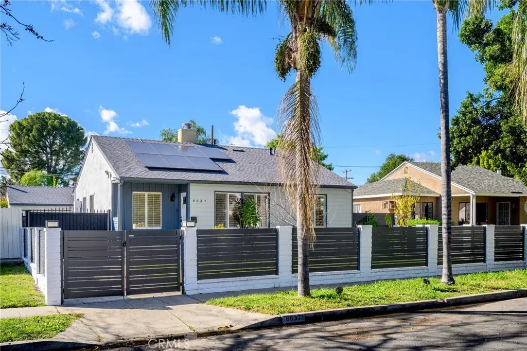 6637 Capps, Reseda, CA 91335 - #1