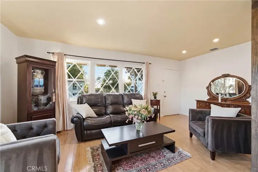 10772 Las Lunitas, Tujunga, CA 91042 - #2