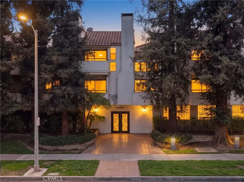 10926 Bluffside Drive #35, Studio City, CA 91604 - #1