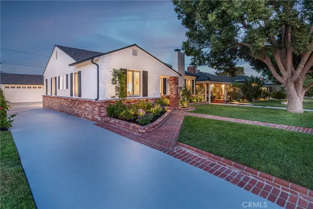 220 S Reese Place, Burbank, CA 91506 - #1