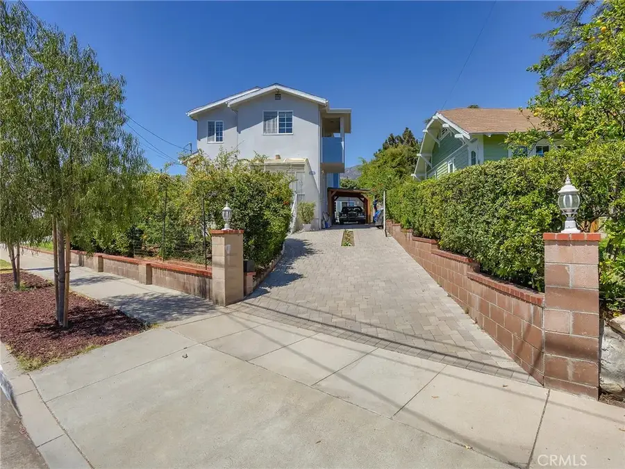 3305 Community Avenue, Glendale, CA 91214 - #3